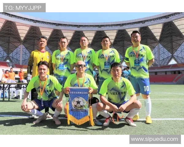 拉托维亚U18与冰岛U18激战正酣青春足球对决引人瞩目